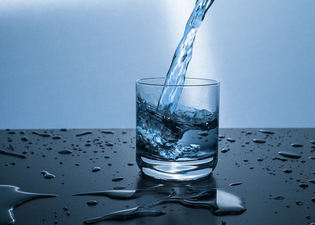 Wasser trinken Sport in der Schwangerschaft